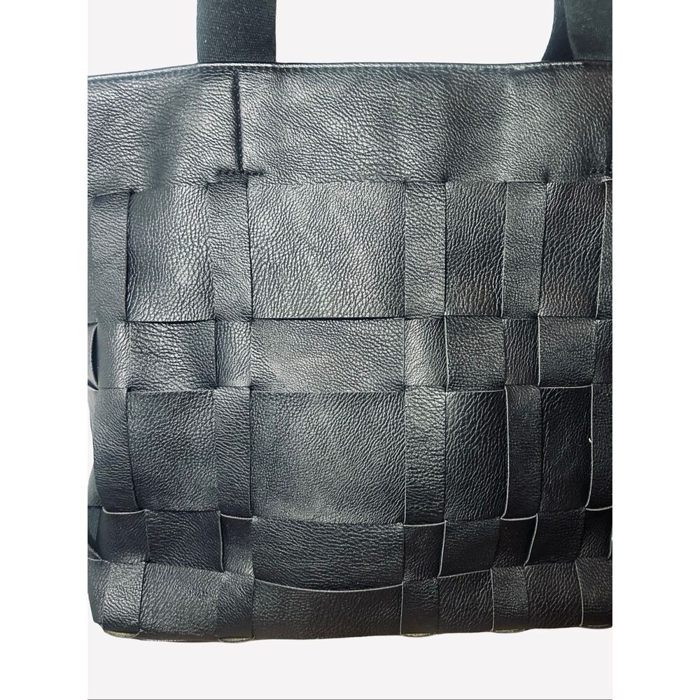 Universal Thread Weaved Tote Bag - Picture 5 of 8
